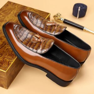 Zapatos de cuero sin cordones para hombre, con punta puntiaguda y estilo informal de negocios.