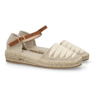 Alpargata de mujer con diseño fresco y natural, perfecta para verano.