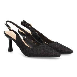 Zapato destalonado de tacón fino con punta cerrada